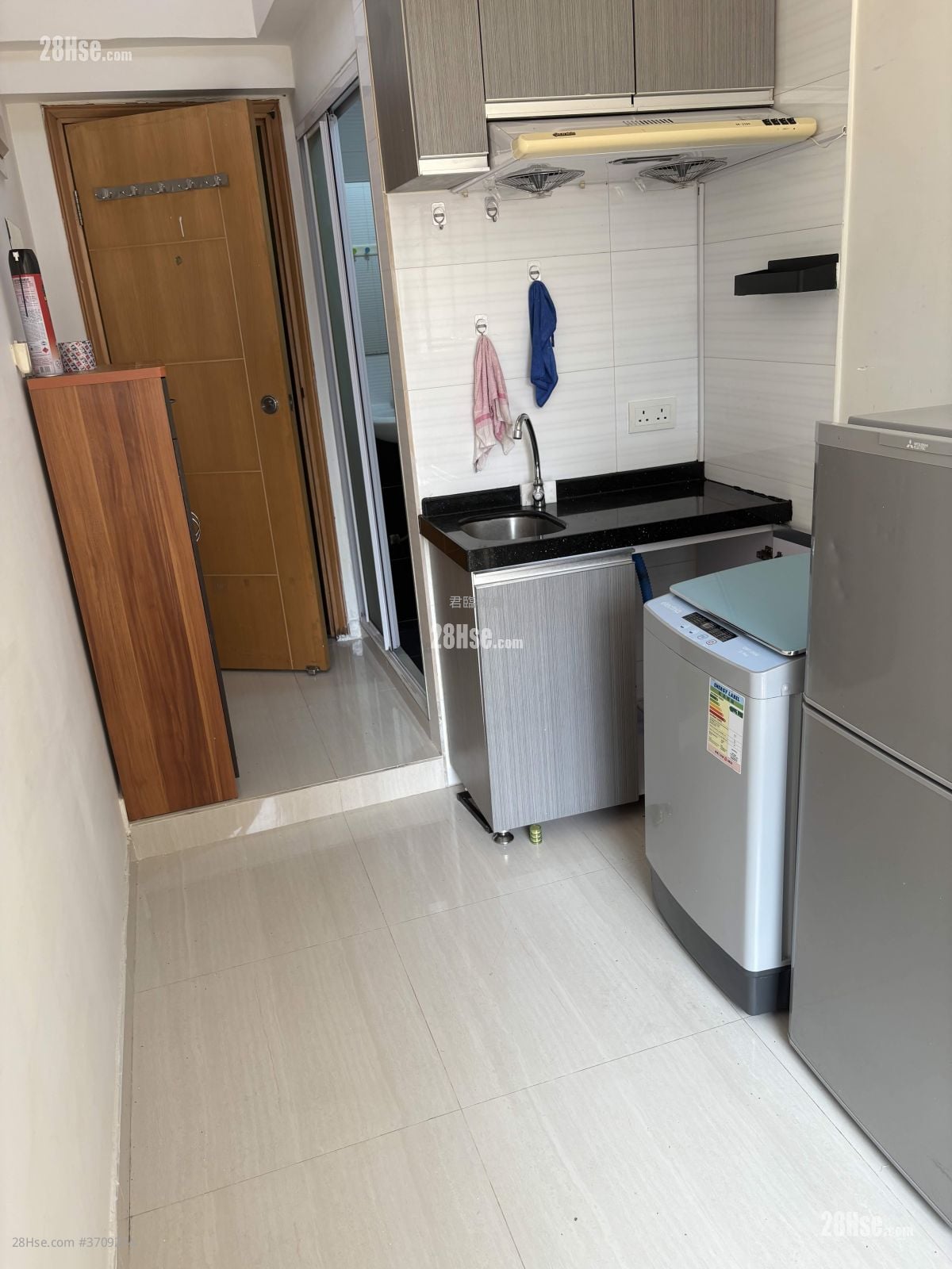 Man Wah Building Rental 1 Bedroom , 1 Bathroom 130 ft²