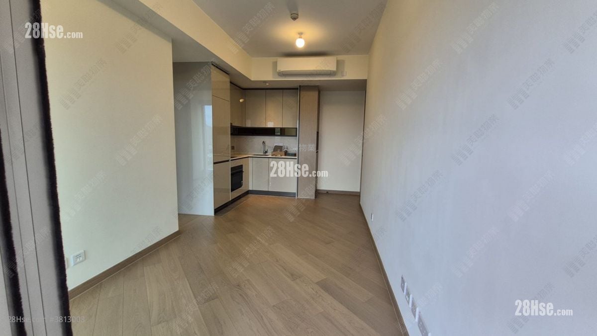 Grand Mayfair  Rental 2 Bedrooms , 1 Bathroom 472 ft²