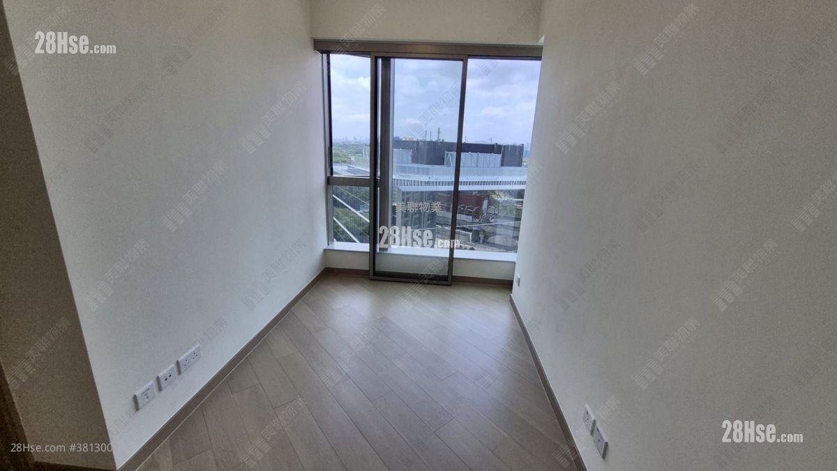 Grand Mayfair  Rental 2 Bedrooms , 1 Bathroom 472 ft²