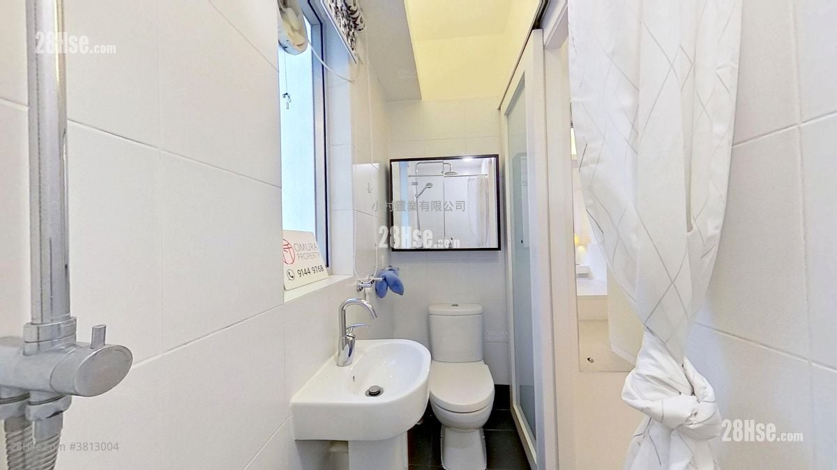 浴室: 士丹顿街2-4号 租盘 2 房 , 1 浴室 380 平方尺