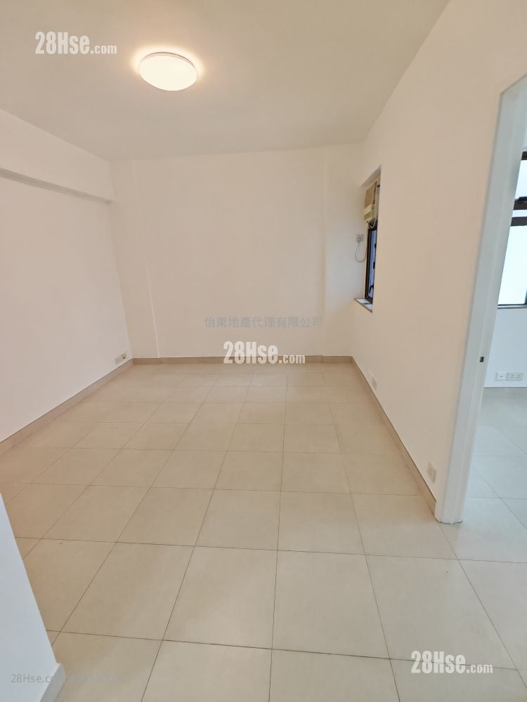 Pearl City Mansion Sell 2 Bedrooms , 1 Bathroom 492 ft²