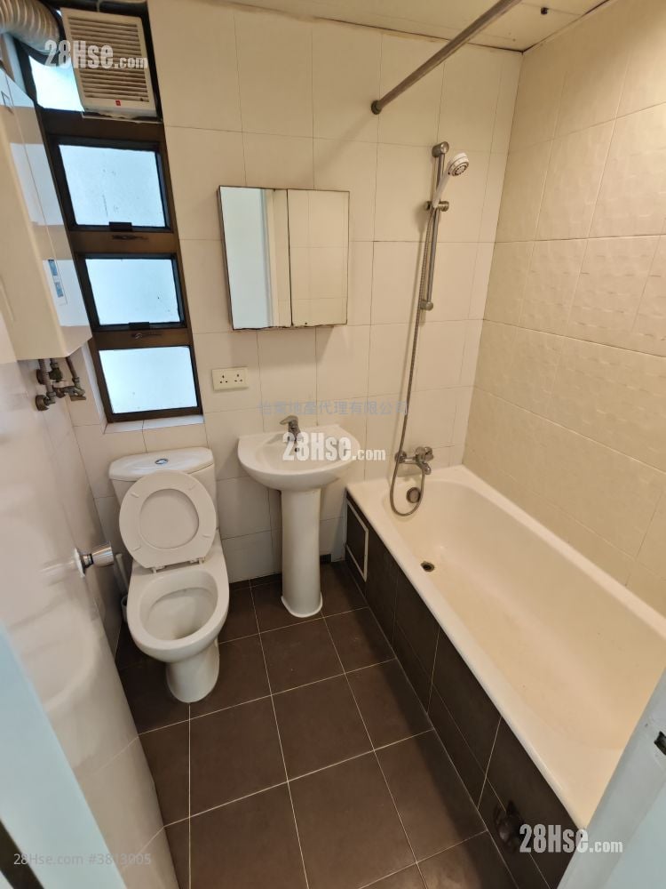 Pearl City Mansion Sell 2 Bedrooms , 1 Bathroom 492 ft²