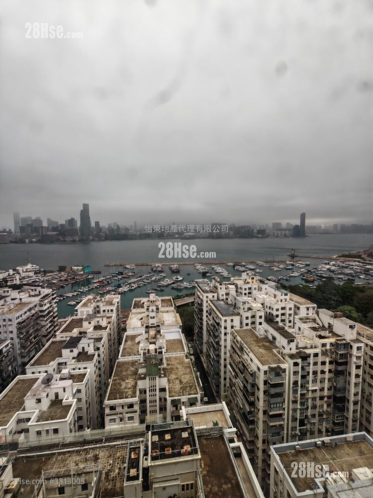 Pearl City Mansion Sell 2 Bedrooms , 1 Bathroom 492 ft²