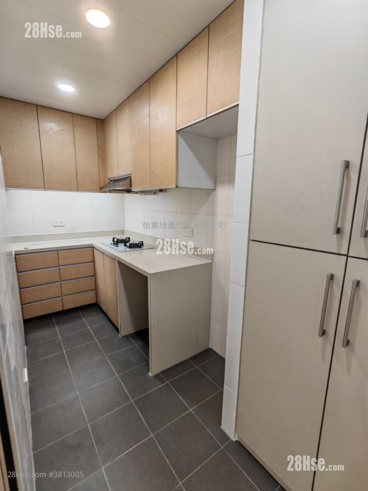 Pearl City Mansion Sell 2 Bedrooms , 1 Bathroom 492 ft²