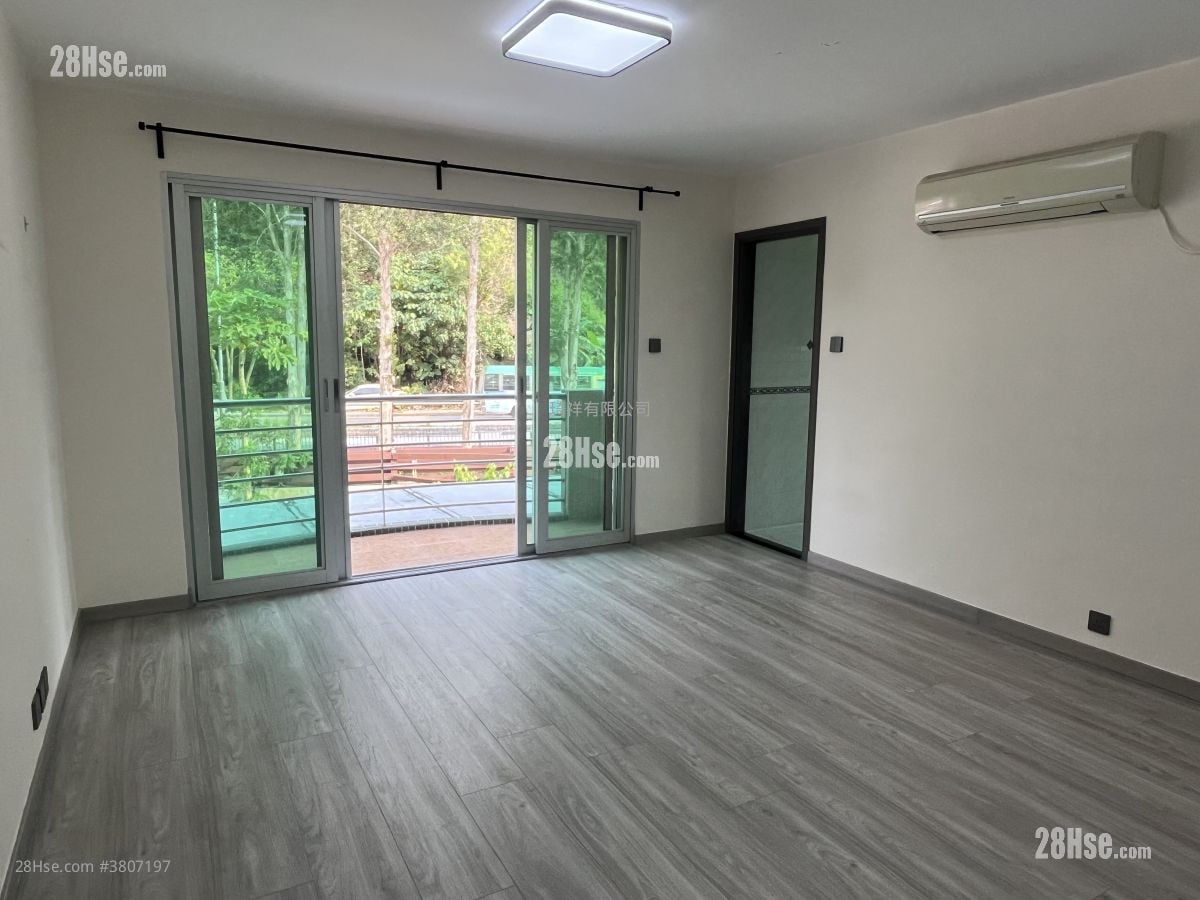 Village Rental 630 ft²