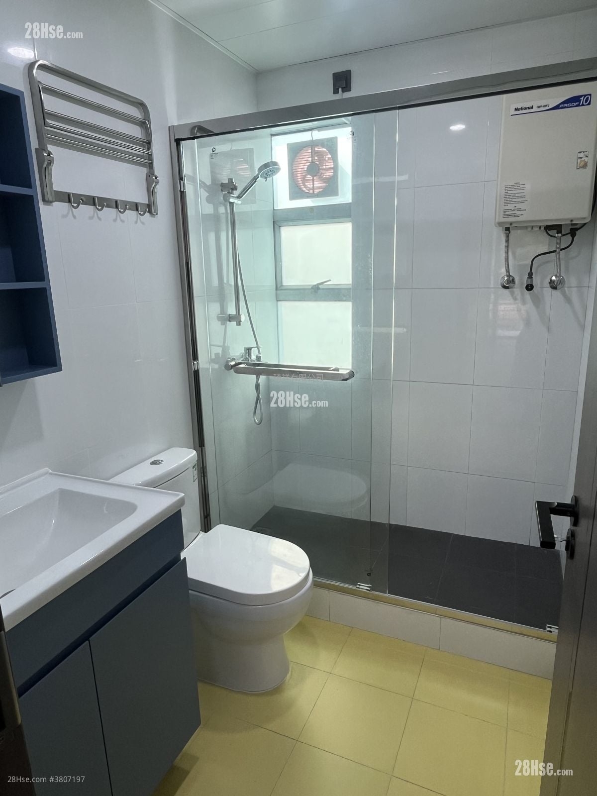 Village Rental 630 ft²