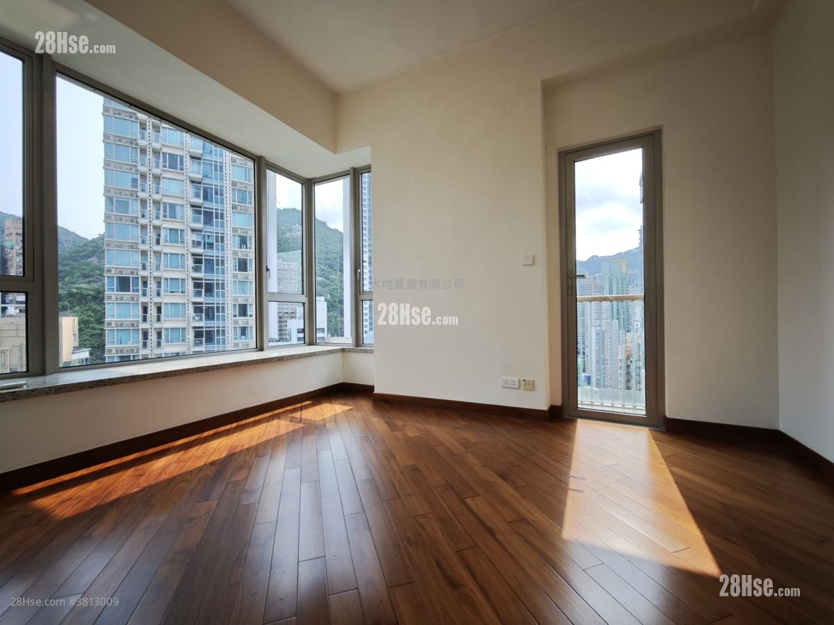 The Avenue Rental 2 Bedrooms , 1 Bathroom 552 ft²