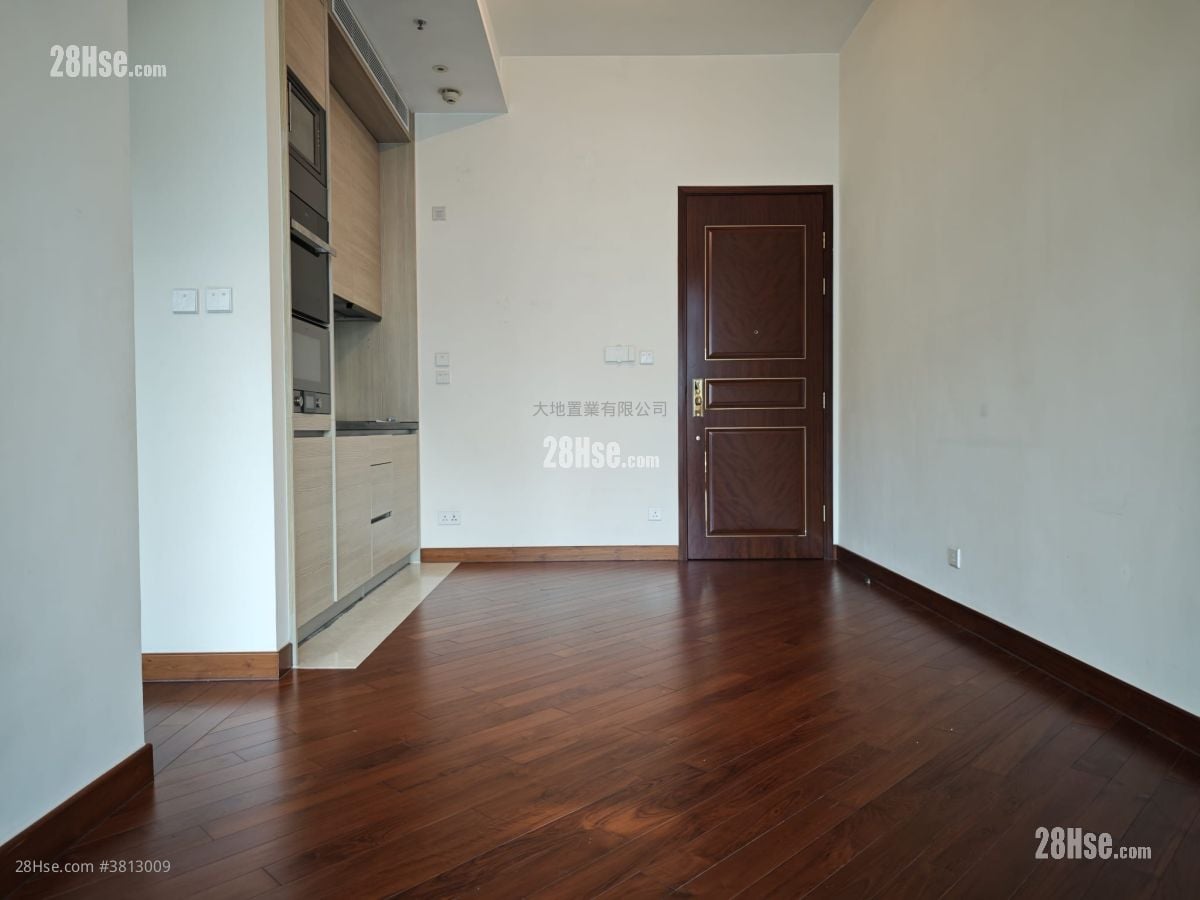 The Avenue Rental 2 Bedrooms , 1 Bathroom 552 ft²