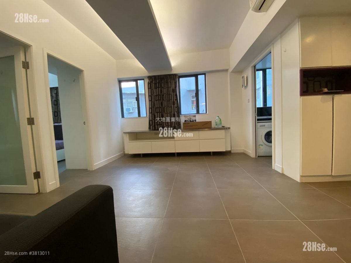 晴峰居 租盘 2 房 , 1 浴室 548 平方尺