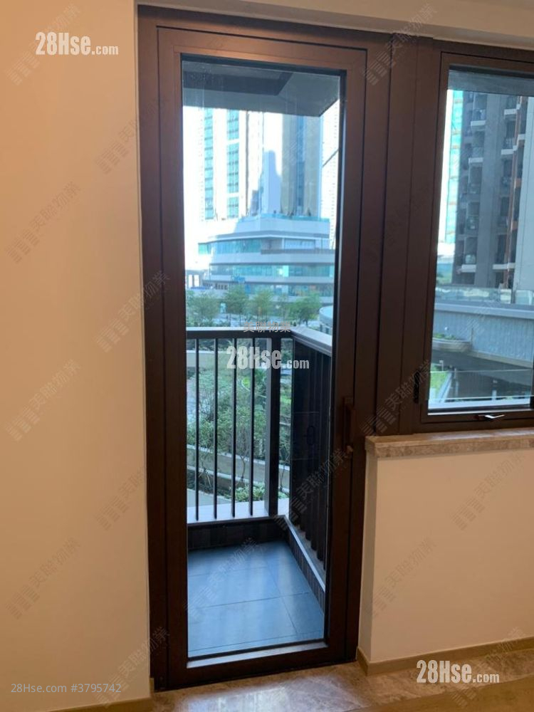 Lp6 Sell 1 Bedroom 379 ft²