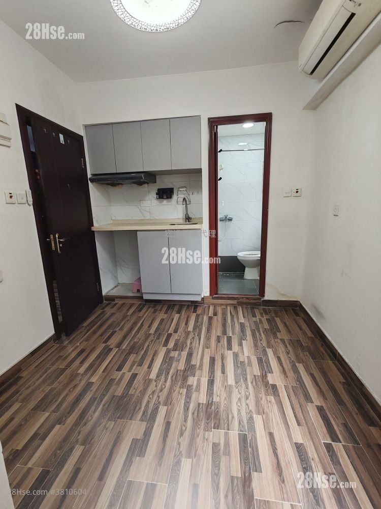 寧興樓 租盤 150 平方呎