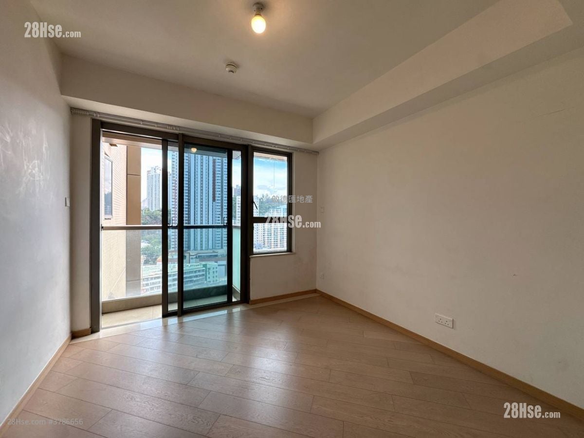Upper East Rental Studio , 1 Bathroom 228 ft²