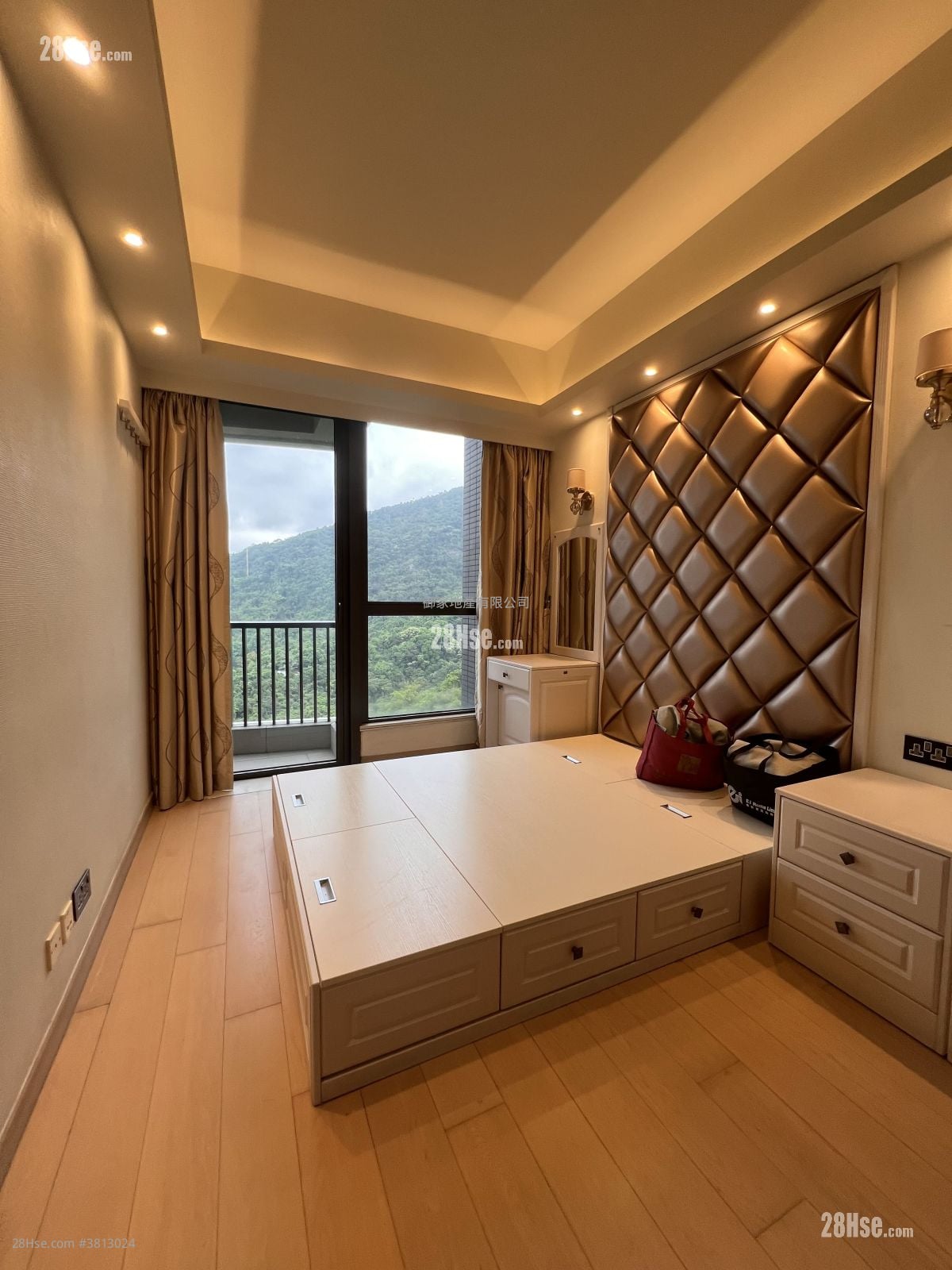 玖珑山 租盘 3 房 , 2 浴室 986 平方尺