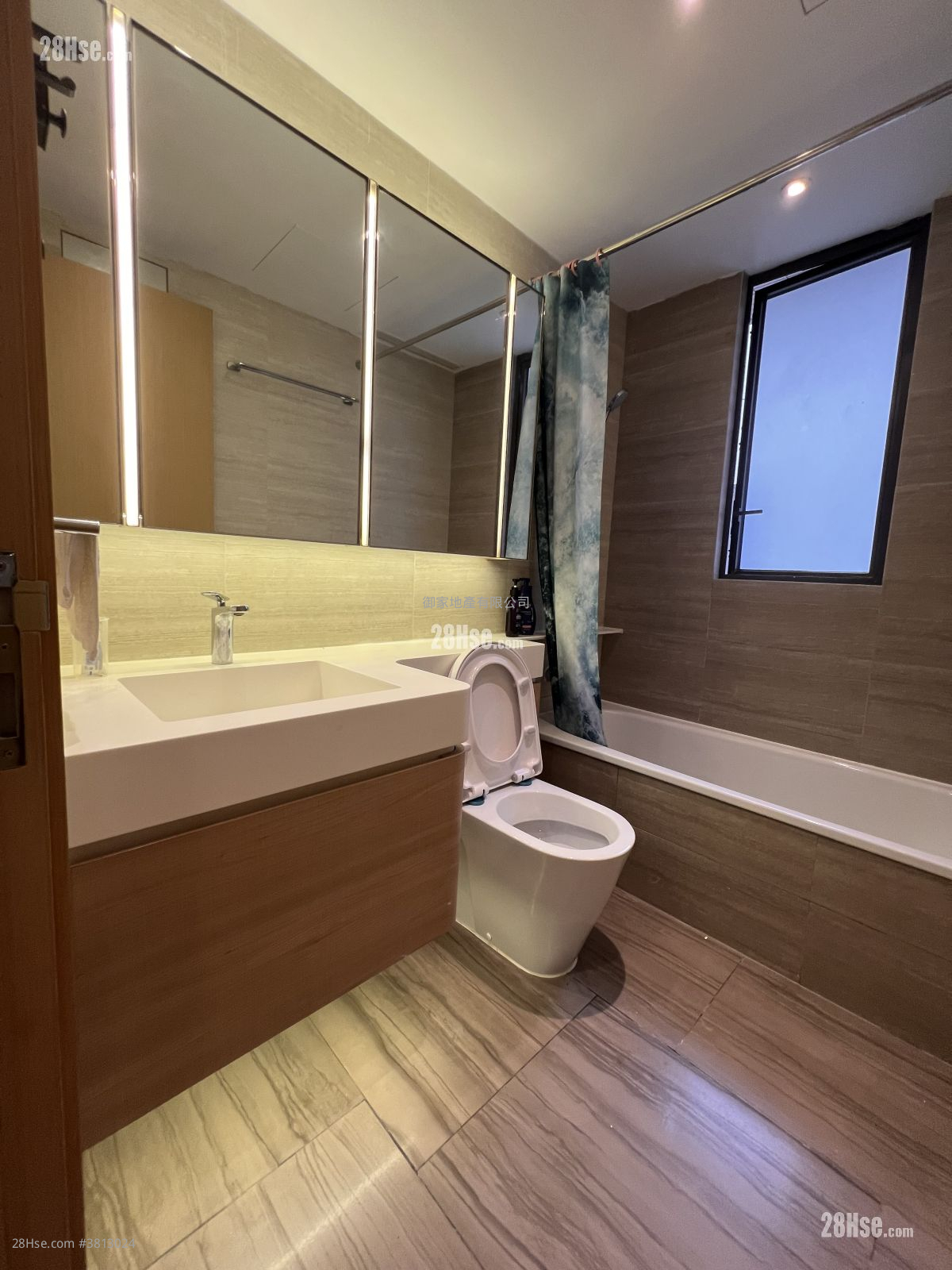 玖珑山 租盘 3 房 , 2 浴室 986 平方尺