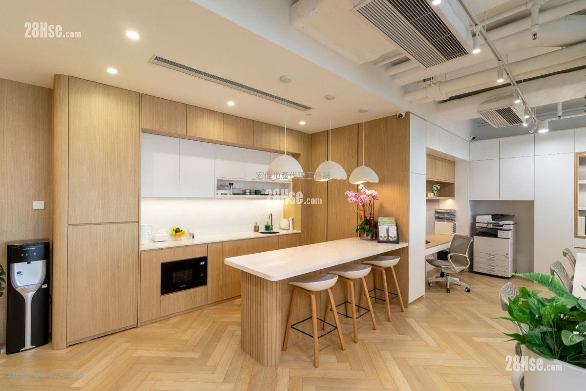 丝宝国际大厦 租盘 开放式间隔