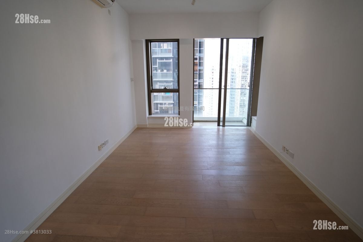 Kensington Hill 售盘 3 房 , 2 浴室 865 平方尺