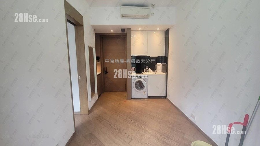 High One Rental 273 ft²