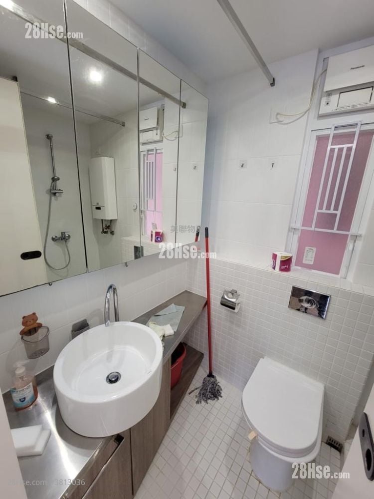 New Town Plaza Sell 3 Bedrooms 640 ft²