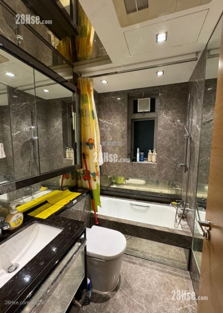 天晋 售盘 3 房 , 2 浴室 709 平方尺