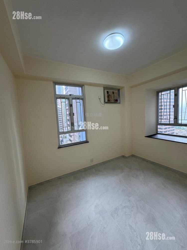 Harmony Court Rental 3 Bedrooms , 1 Bathroom 658 ft²