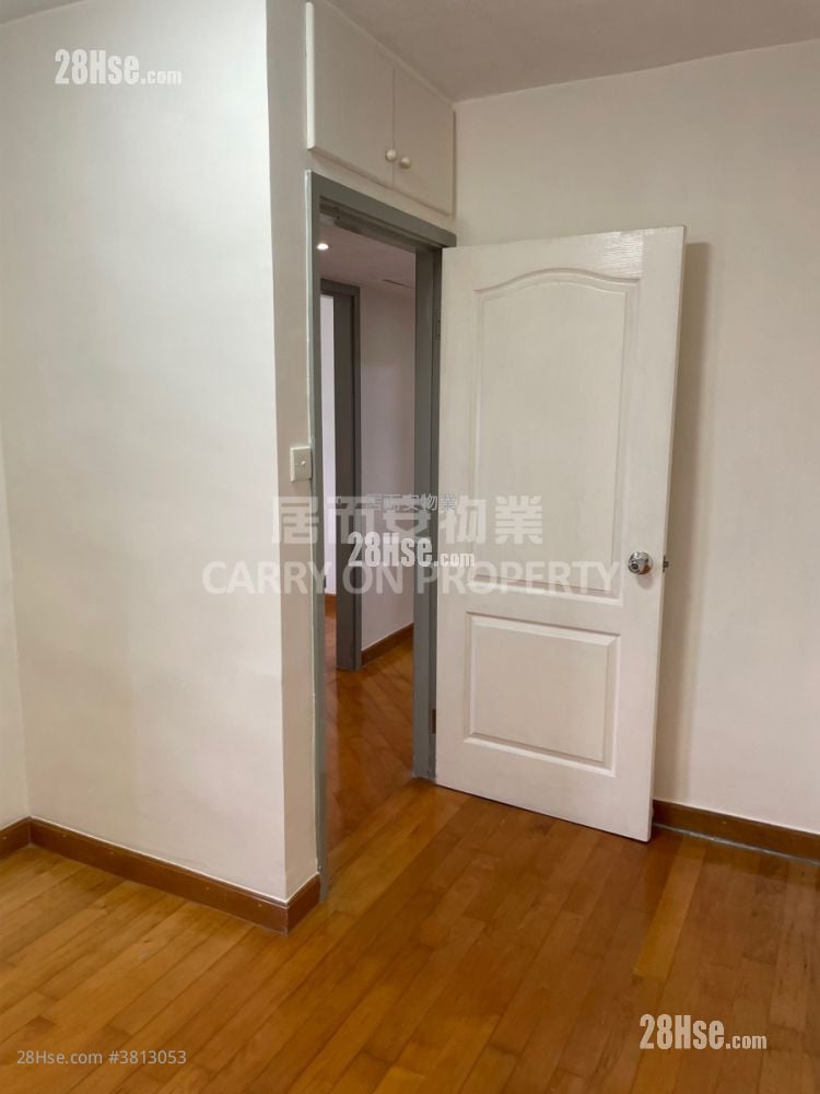 Riviera Gardens Sell 3 Bedrooms , 1 Bathroom 576 ft²