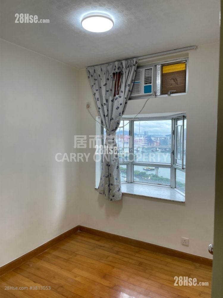 Riviera Gardens Sell 3 Bedrooms , 1 Bathroom 576 ft²