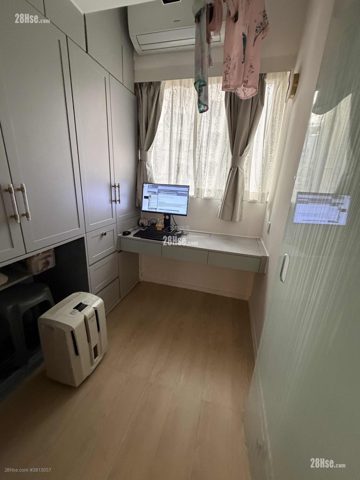 The Henley Sell 3 Bedrooms 768 ft²