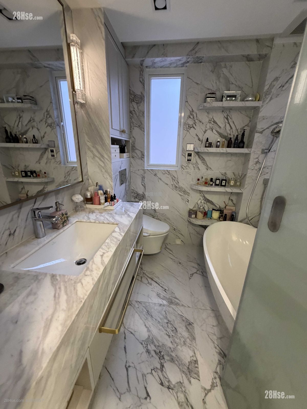 The Henley Sell 3 Bedrooms 768 ft²