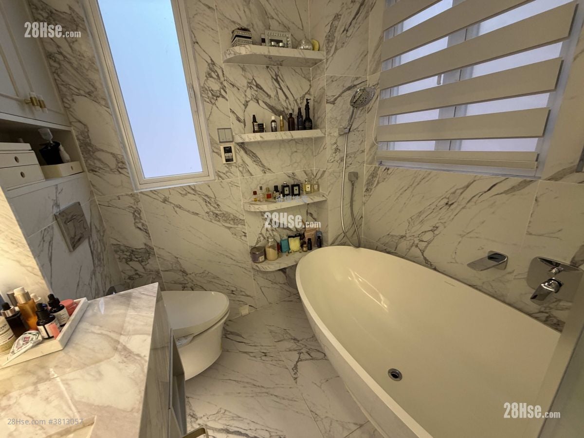 The Henley Sell 3 Bedrooms 768 ft²