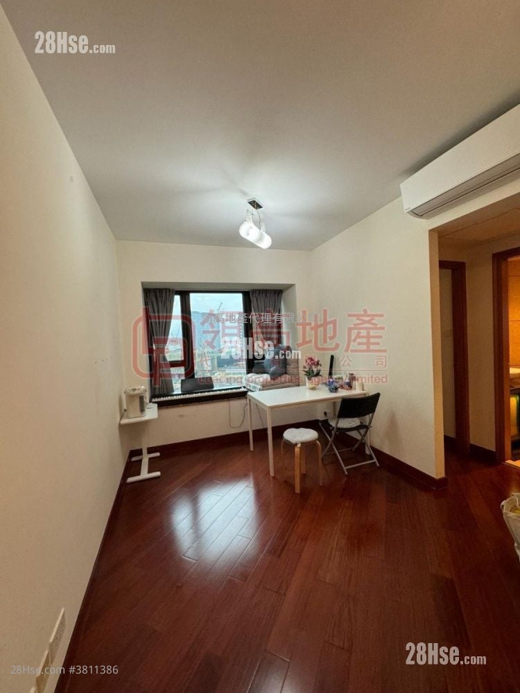 The Arch Sell 1 Bedroom , 1 Bathroom 395 ft²