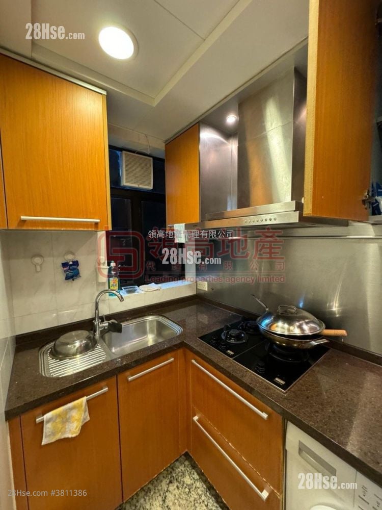 The Arch Sell 1 Bedroom , 1 Bathroom 395 ft²