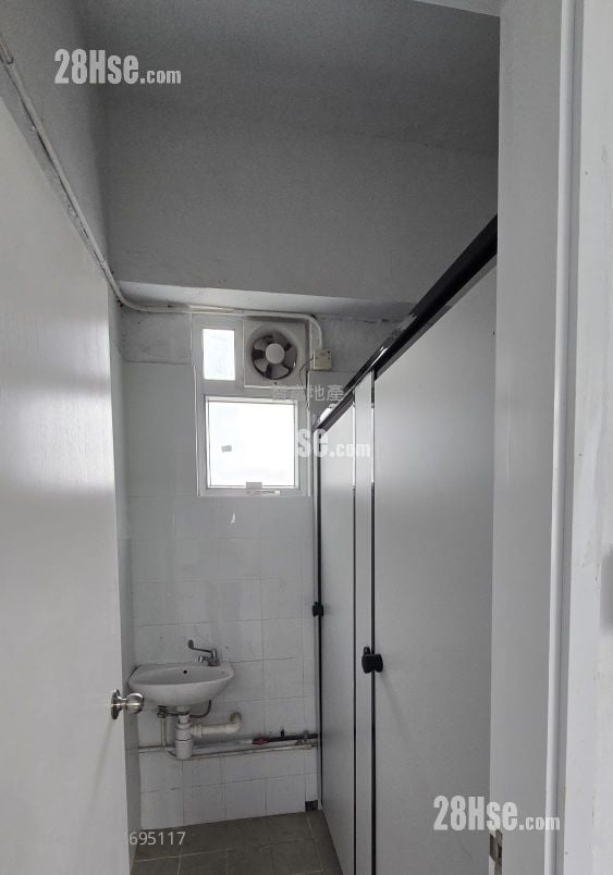 Derrick Industrial Building Rental