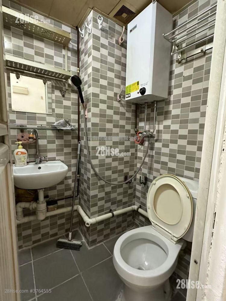 荔枝角道 租盤 2 房 , 1 浴室 315 平方呎