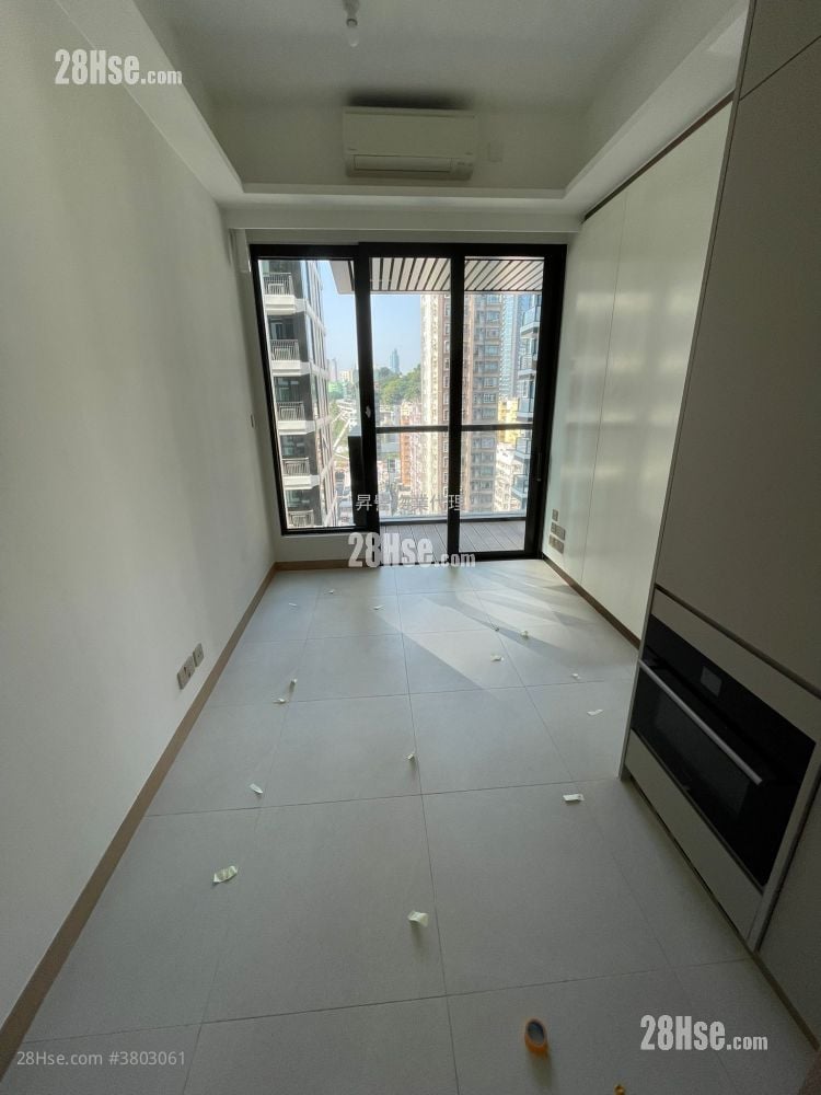 Baker Circle Euston Rental 1 Bedroom , 1 Bathroom 276 ft²