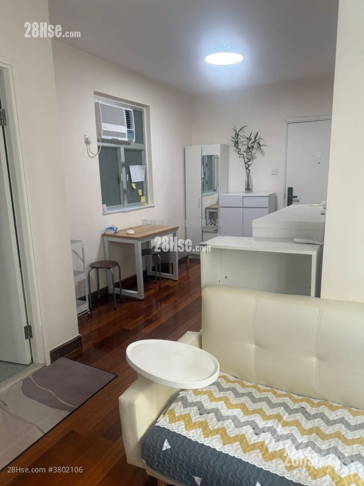 健威花园 租盘 2 房 , 1 浴室 446 平方尺