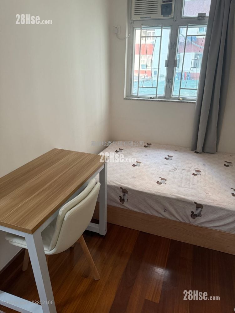 健威花园 租盘 2 房 , 1 浴室 446 平方尺