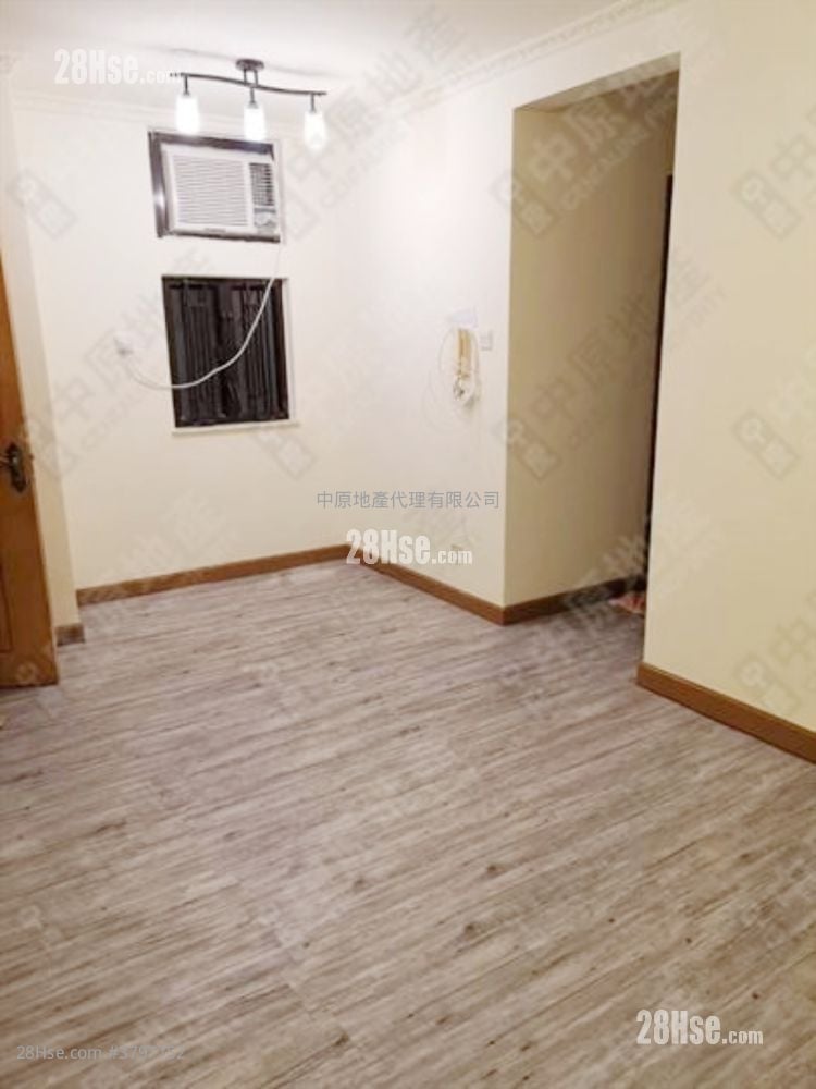 绿杨新邨 租盘 2 房 , 1 浴室 445 平方尺