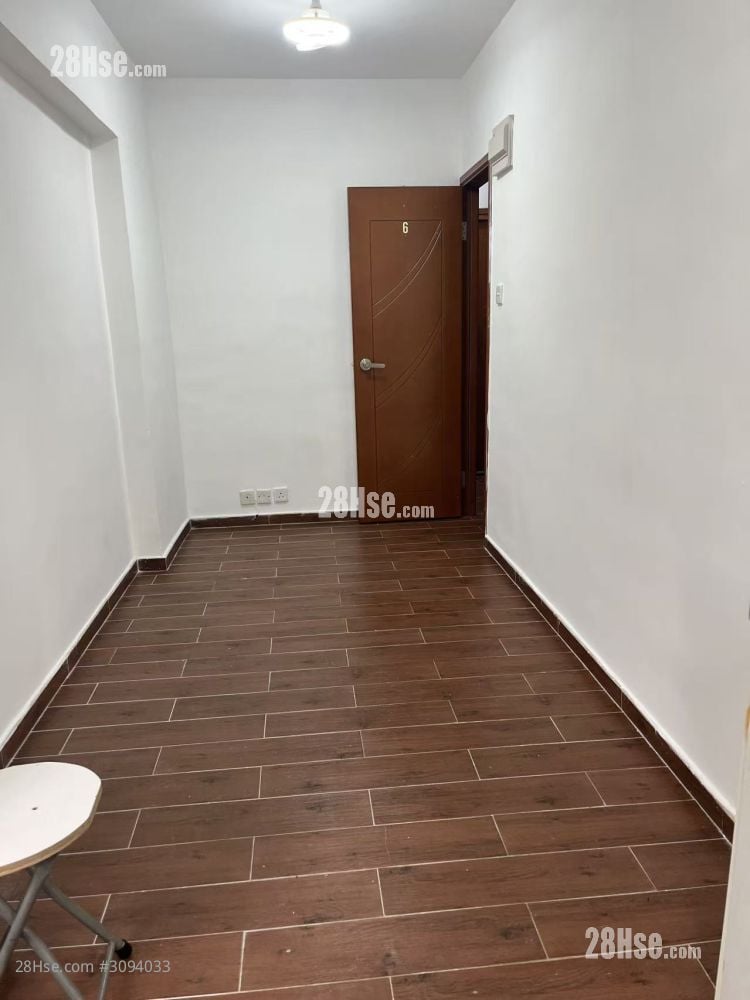 华达大厦 租盘 开放式间隔 , 1 浴室 110 平方尺