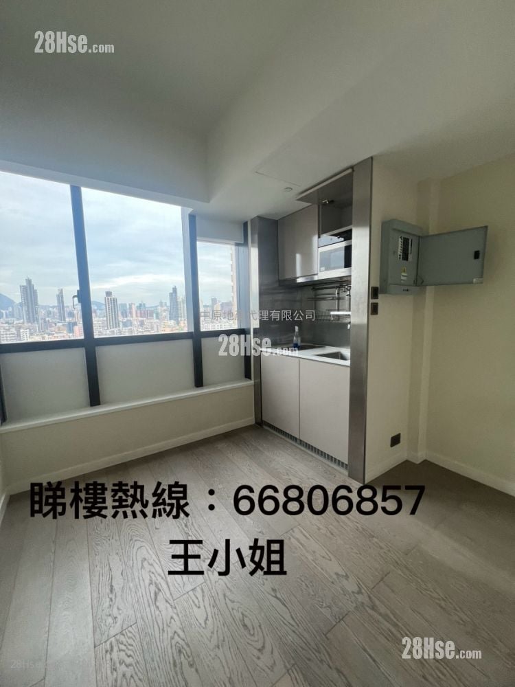 Enchantee Rental 4 Bedrooms 169 ft²