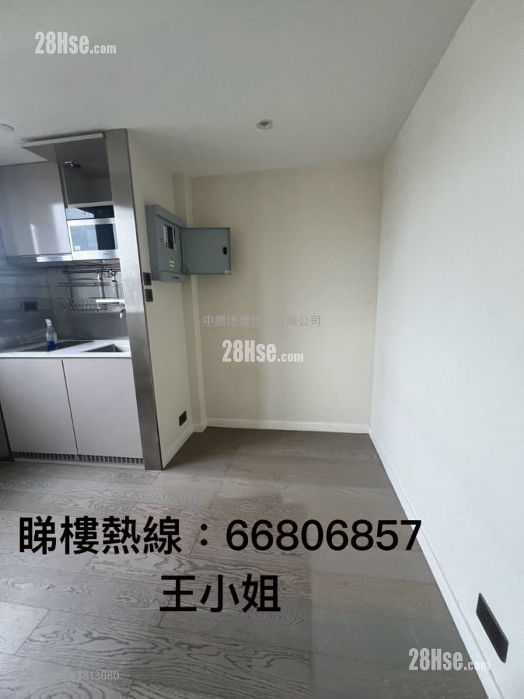 Enchantee Rental 4 Bedrooms 169 ft²