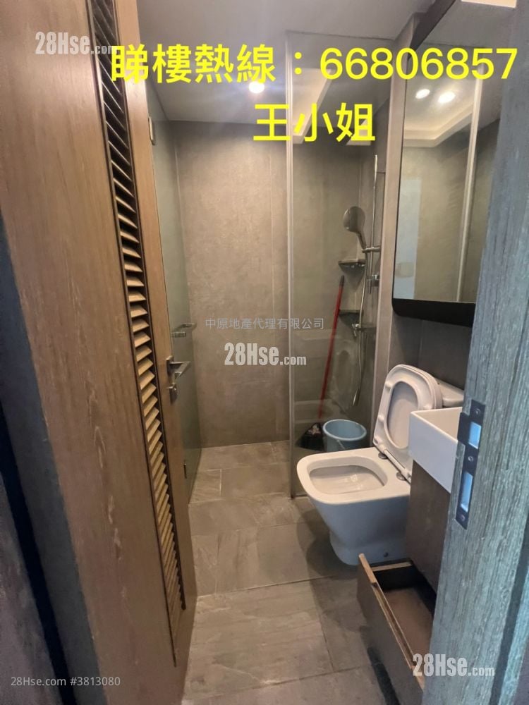 Enchantee Rental 4 Bedrooms 169 ft²