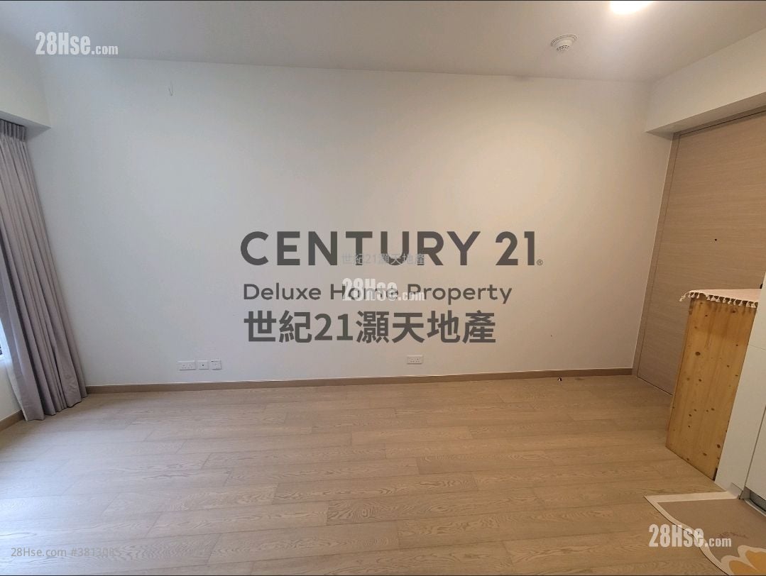 Solaria Rental Studio , 1 Bathroom 455 ft²