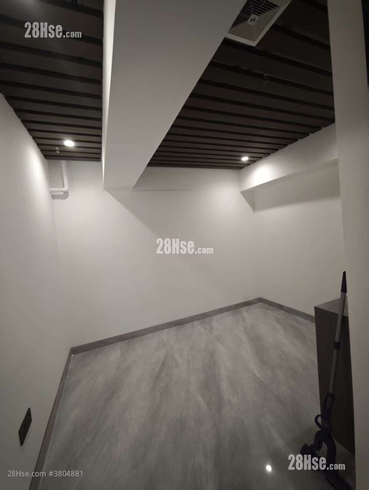 天汇工业大厦 租盘 200 平方尺