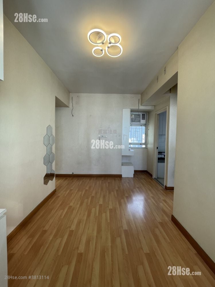 Kwai Fung Building Rental 1 Bedroom 265 ft²