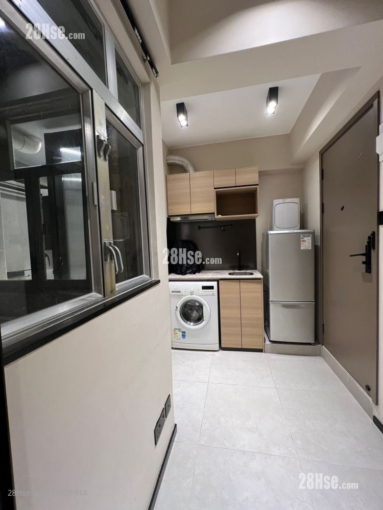 Pacific Building Rental 1 Bedroom 190 ft²