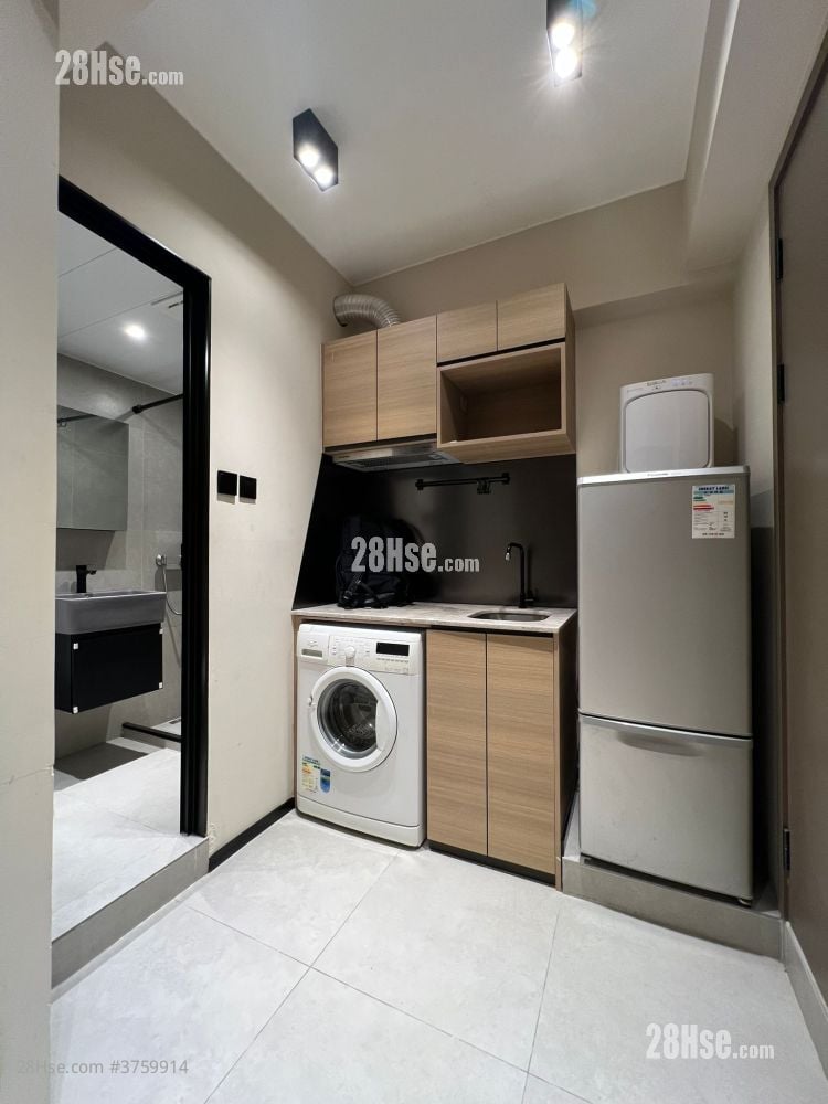 Pacific Building Rental 1 Bedroom 190 ft²