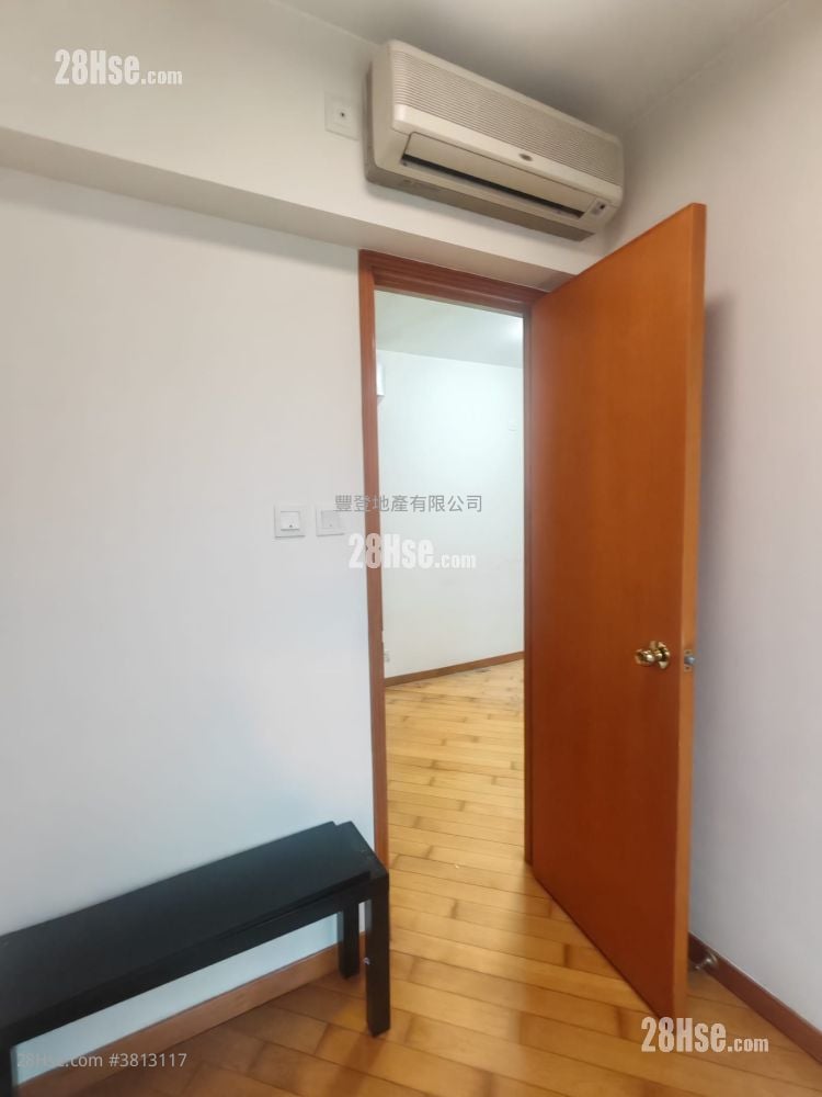 Medal Court Rental 2 Bedrooms , 1 Bathroom 371 ft²