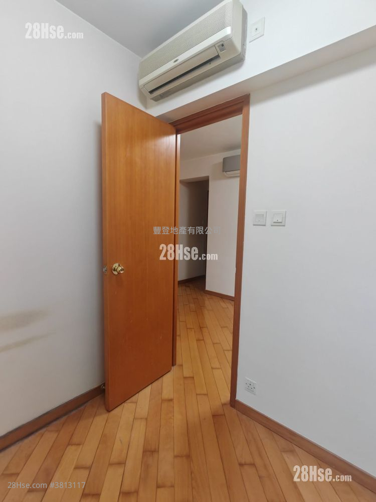 Medal Court Rental 2 Bedrooms , 1 Bathroom 371 ft²