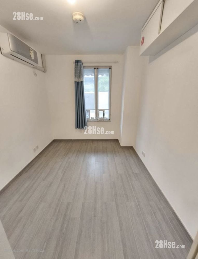 Village Rental 2 Bedrooms , 1 Bathroom 700 ft²