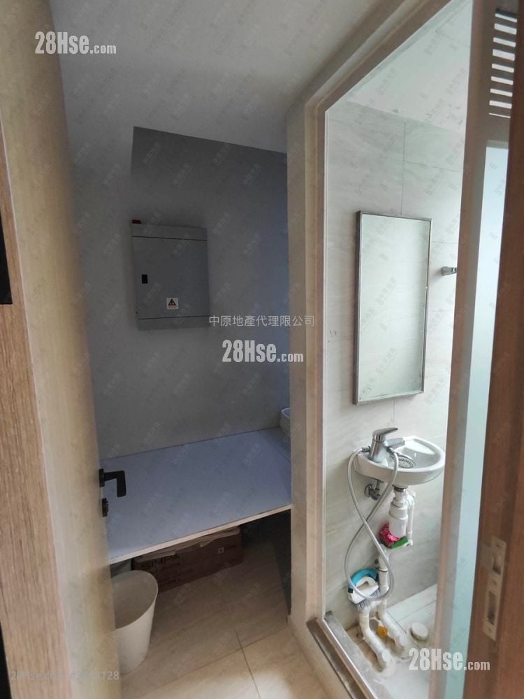 朗涛 租盘 3 房 , 3 浴室 1,131 平方尺